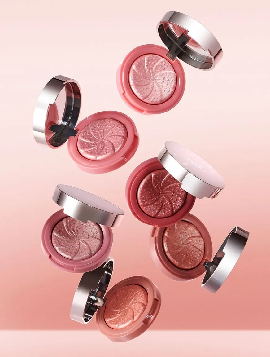 Glow-To Illuminating Blush