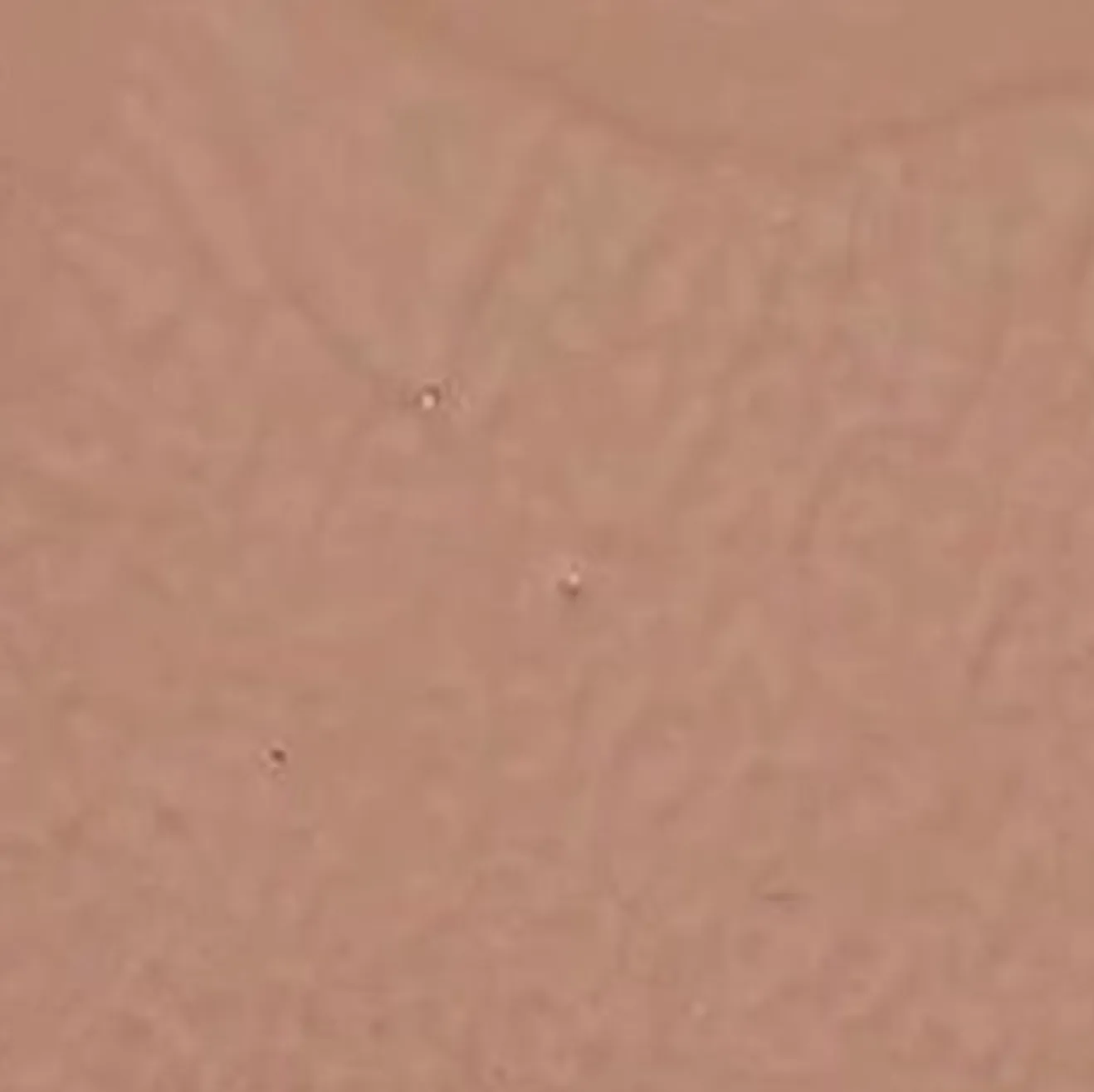 Luminous Longwear Liquid Foundation C 103 LATTE