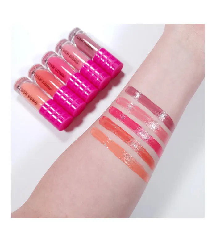 Revolution - Colorete líquido Blush Bomb - Dolly Rose